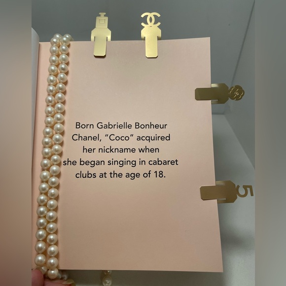 Chanel book/Authentic markers - Picture 3 of 5